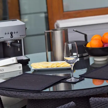 Zenthe Small Luxury Brindisi