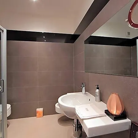 Zenthe Small Luxury And Yoga 4* Brindisi