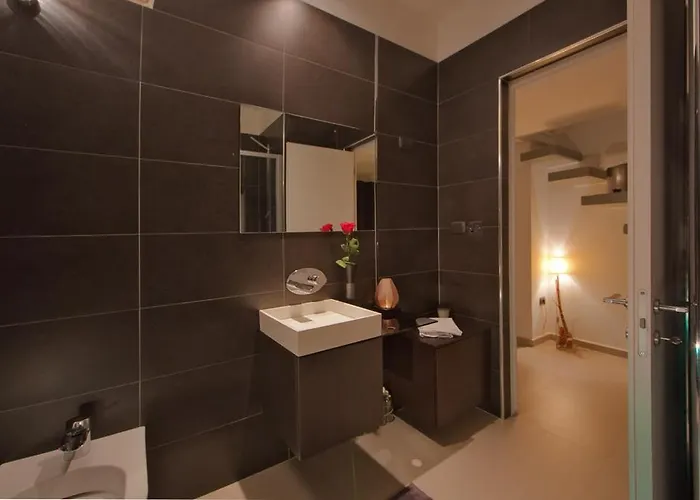 Zenthe Small Luxury Бриндизи